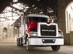 Mack Titan 2007 года